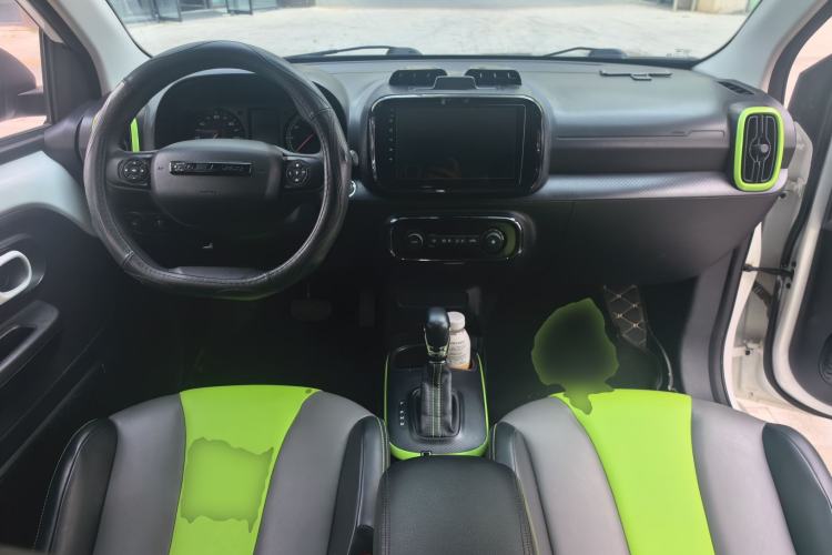 Used Roewe Clever 2021 302km All-Round Version Center Console