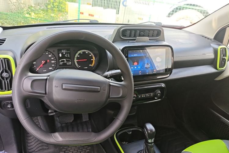 Used Roewe Clever 2021 302km Excellence Edition Center Console