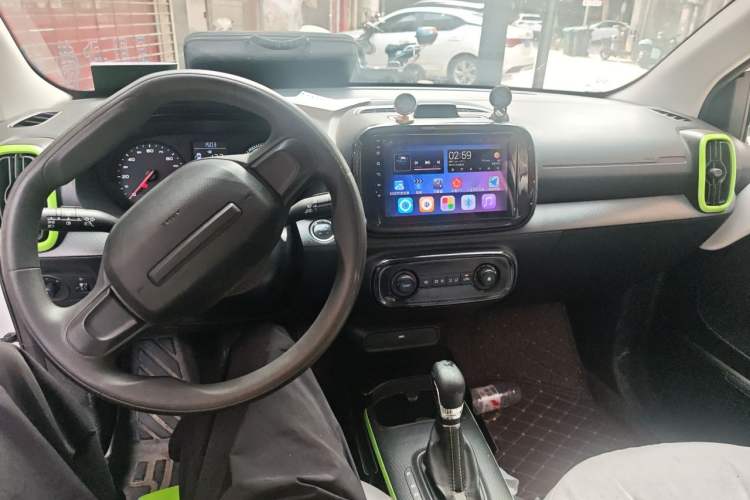 Used Roewe Clever 2021 302km Excellence Edition Center Console