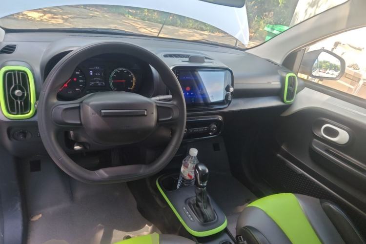 Used Roewe Clever 2021 302km All-Round Version Center Console