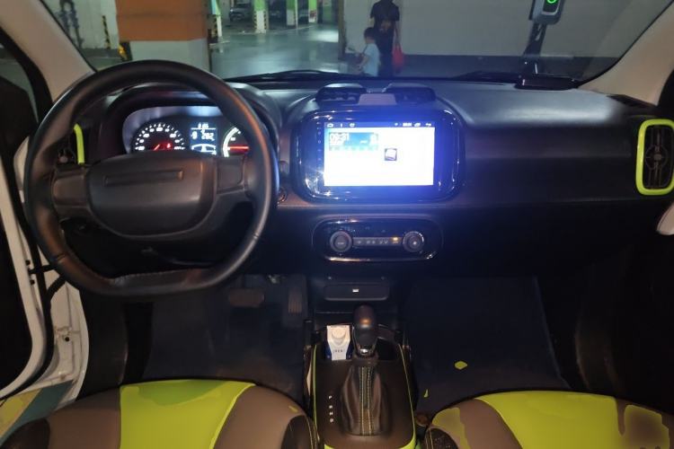 Used Roewe Clever 2021 302km All-Round Version Center Console