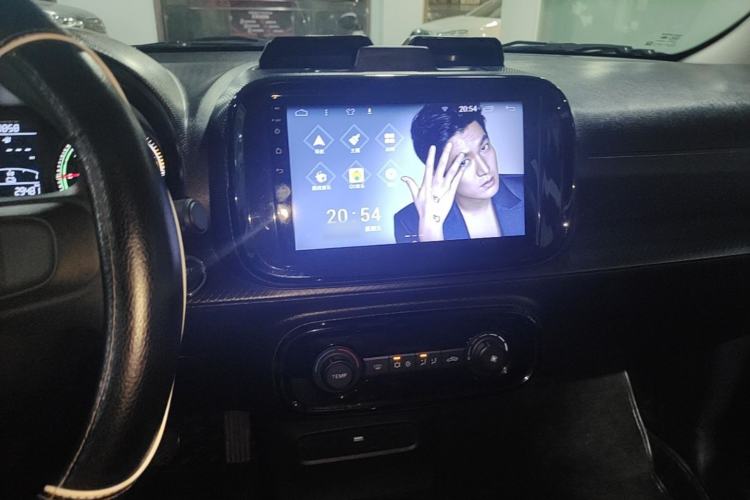 Used Roewe Clever 2021 302km All-Round Version Center Console