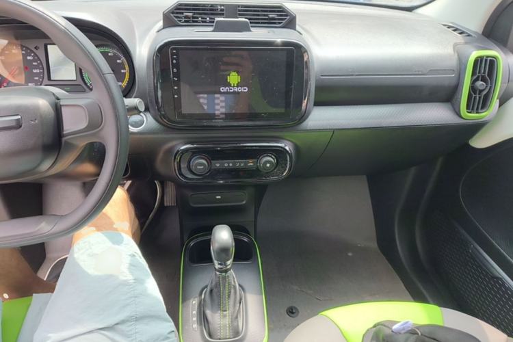 Used Roewe Clever 2021 302km All-Round Version Center Console