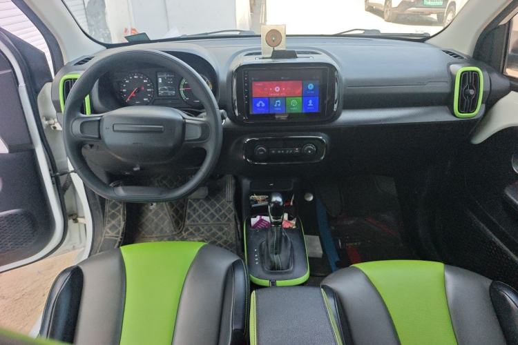 Used Roewe Clever 2021 302km All-Round Version Center Console