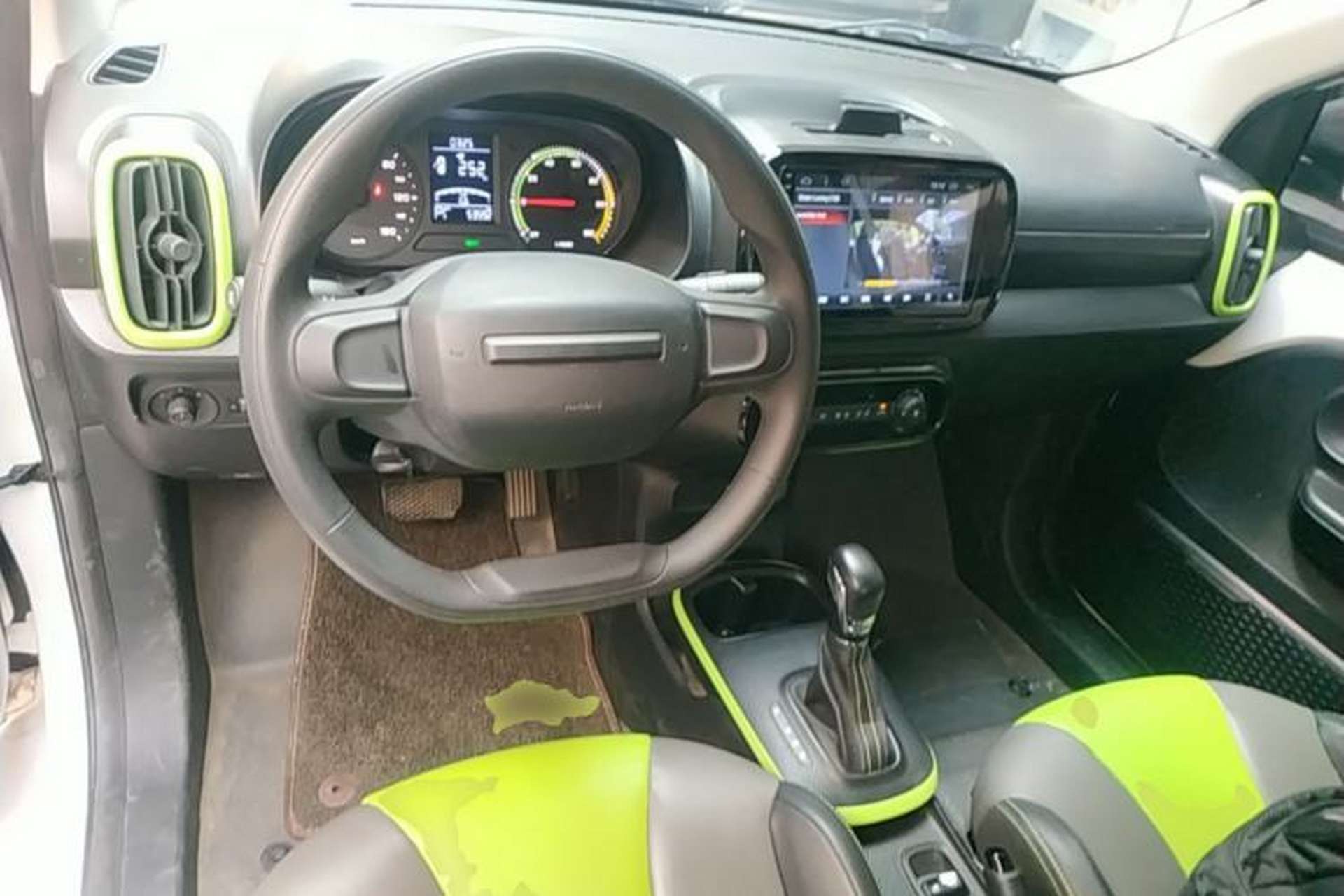 Used Roewe Clever 2021 302km Excellence Edition Center Console