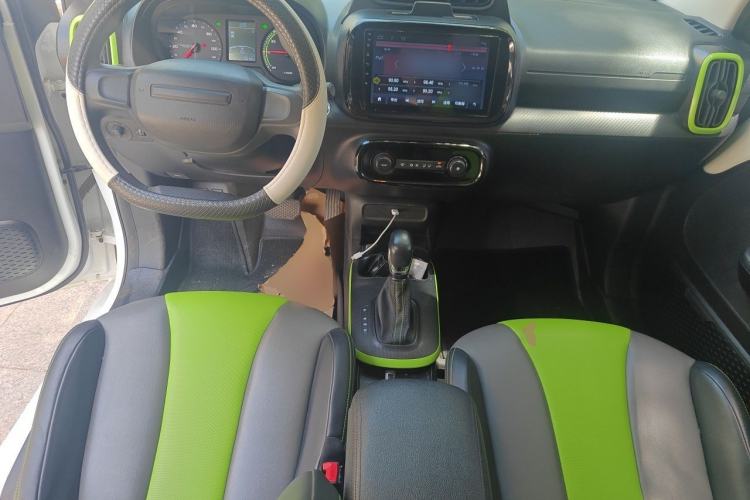 Used Roewe Clever 2021 302km Excellence Edition Center Console