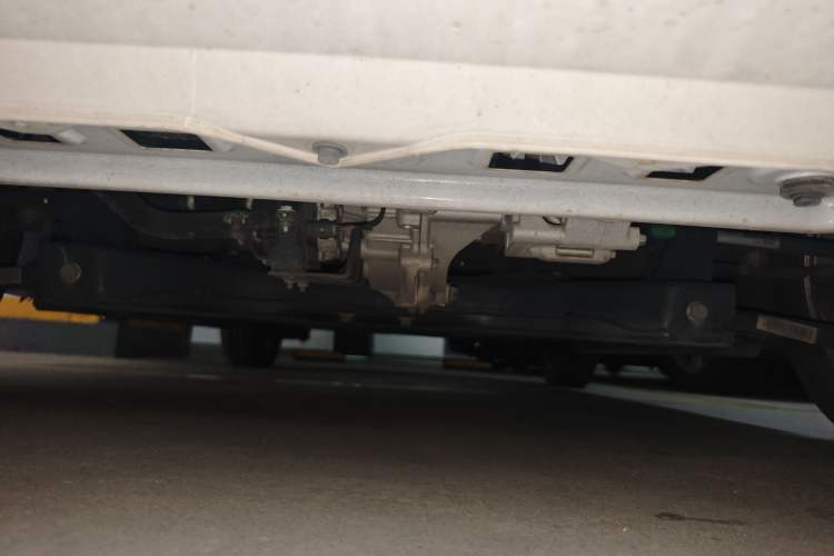 Used Roewe Clever 2021 302 km New Four-Seater Super-Efficient Version Chassis Front