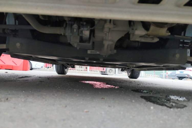 Used Roewe Clever 2021 302km All-Round Version Chassis Front