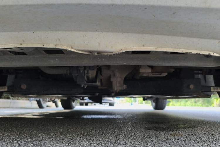 Used Roewe Clever 2021 302km All-Round Version Chassis Front