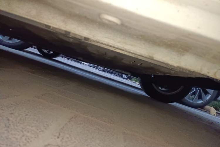 Used Roewe Clever 2021 302 km New Four-Seater Super-Efficient Version Chassis Front Left