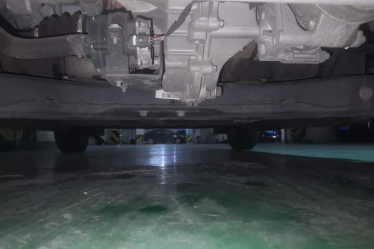 Used Roewe Clever 2021 302 km New Four-Seater Super-Efficient Version Chassis Front