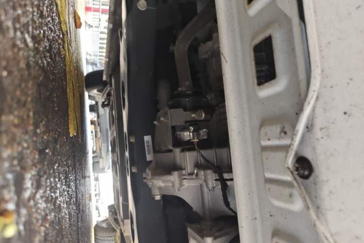Used Roewe Clever 2021 302 km New Four-Seater Super-Efficient Version Chassis Front
