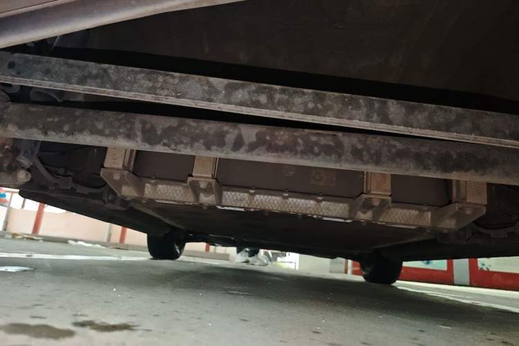 Used Roewe Clever 2021 302km All-Round Version Chassis Rear