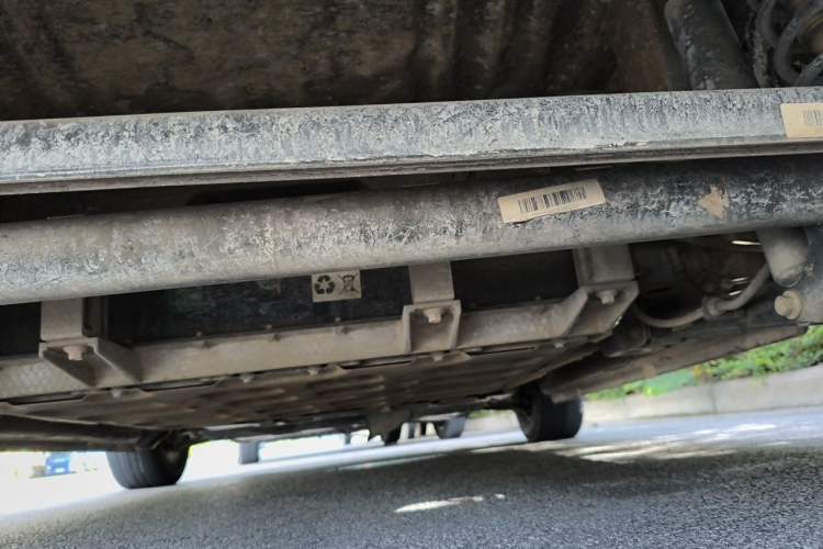Used Roewe Clever 2021 302km All-Round Version Chassis Rear