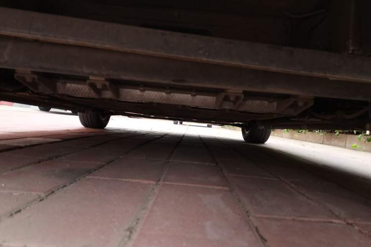 Used Roewe Clever 2021 302km All-Round Version Chassis Rear