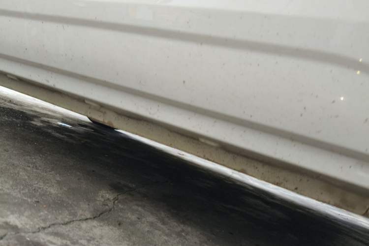 Used Roewe Clever 2021 302 km New Four-Seater Super-Efficient Version Chassis Rear Left