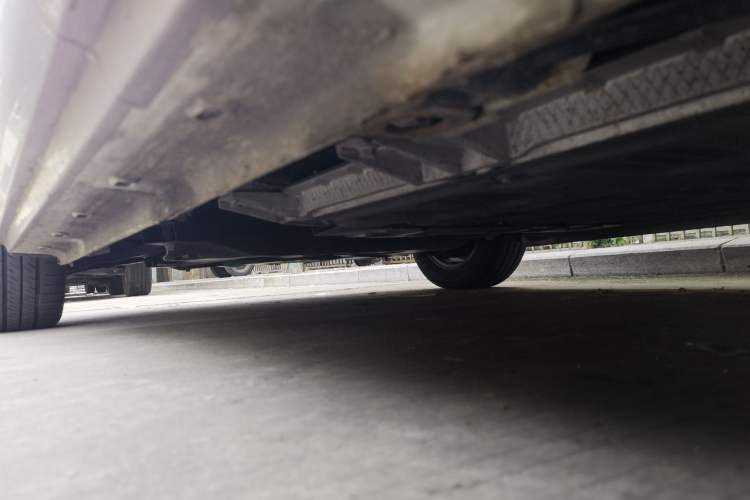 Used Roewe Clever 2021 302km All-Round Version Chassis Rear Left