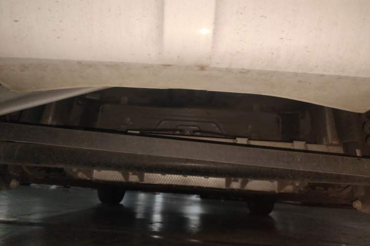 Used Roewe Clever 2021 302 km New Four-Seater Super-Efficient Version Chassis Rear