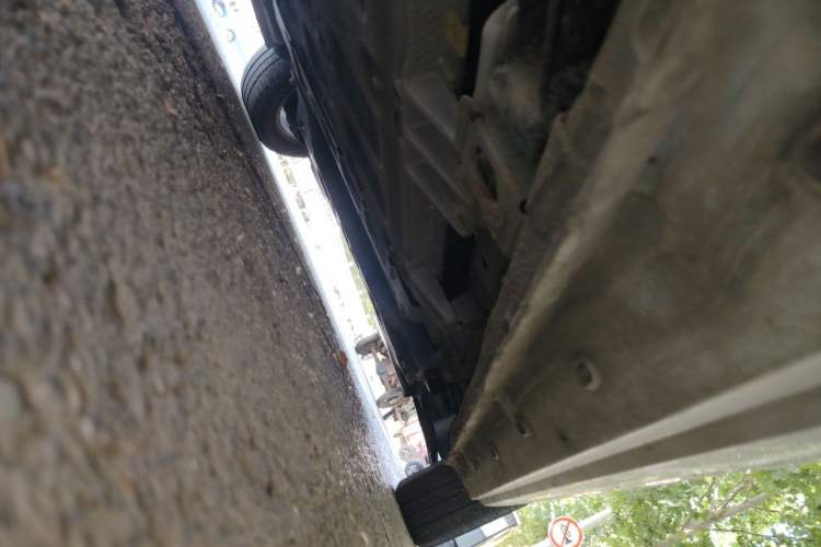 Used Roewe Clever 2021 302km All-Round Version Chassis Rear Right
