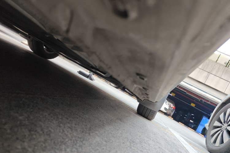 Used Roewe Clever 2021 302km Excellence Edition Chassis Rear Right