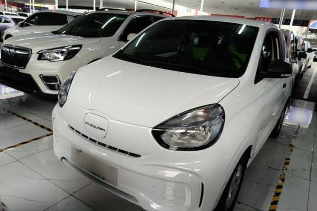 Used Roewe Clever 2021 302 km New Four-Seater Super-Efficient Version