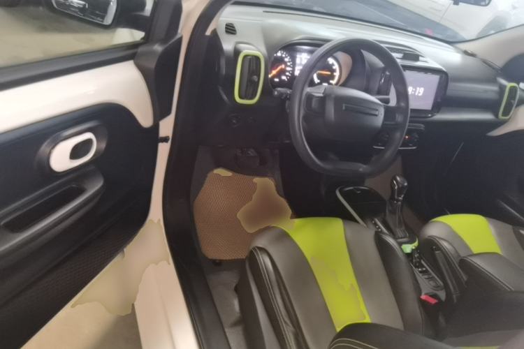 Used Roewe Clever 2021 302km All-Round Version Driver Seat