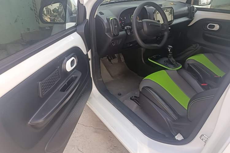 Used Roewe Clever 2021 302km Excellence Edition Driver Seat