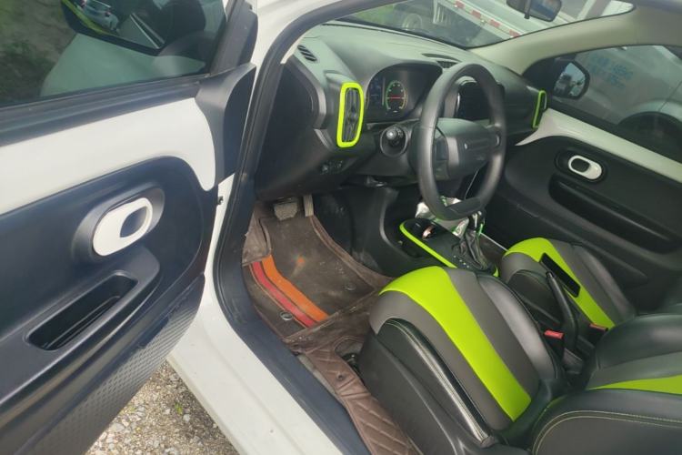 Used Roewe Clever 2021 302km All-Round Version Driver Seat