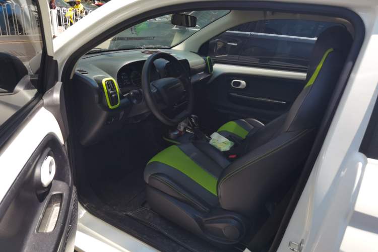 Used Roewe Clever 2021 302km Excellence Edition Driver Seat