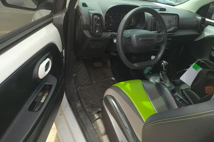 Used Roewe Clever 2021 302km All-Round Version Driver Seat