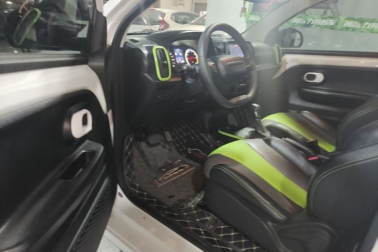 Used Roewe Clever 2021 302km All-Round Version Driver Seat