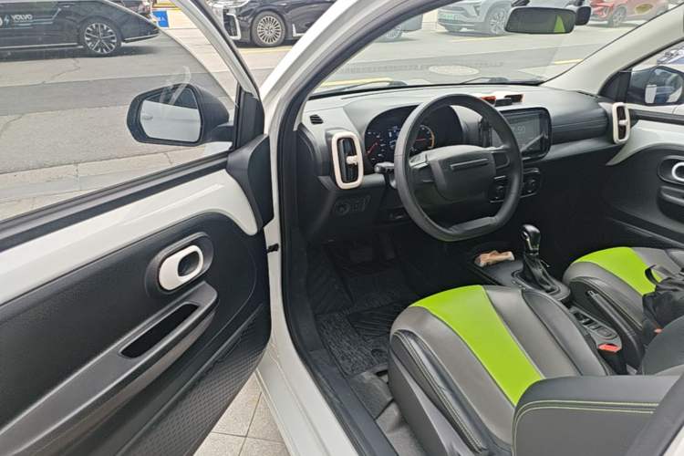 Used Roewe Clever 2021 302km Excellence Edition Driver Seat