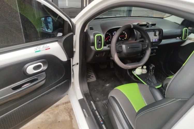 Used Roewe Clever 2021 302 km New Four-Seater Super-Efficient Version Driver Seat