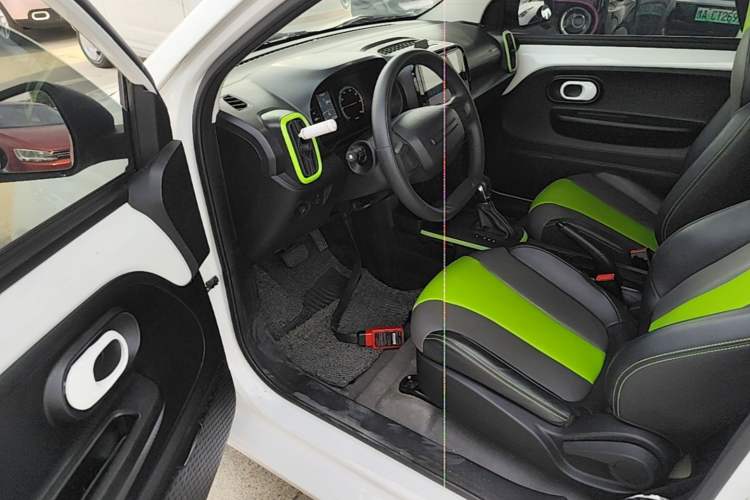 Used Roewe Clever 2021 302km Excellence Edition Driver Seat