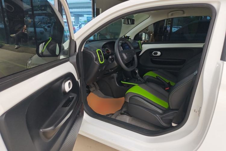 Used Roewe Clever 2021 302km All-Round Version Driver Seat