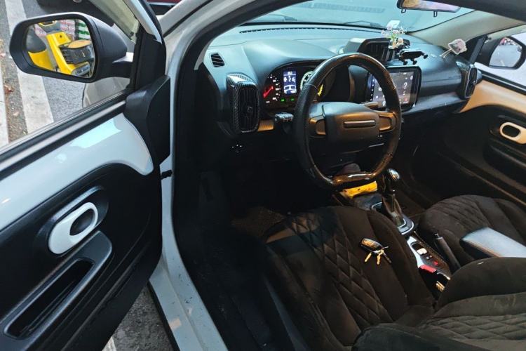 Used Roewe Clever 2021 302km Excellence Edition Driver Seat