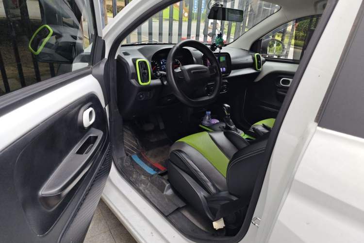 Used Roewe Clever 2021 302km Excellence Edition Driver Seat