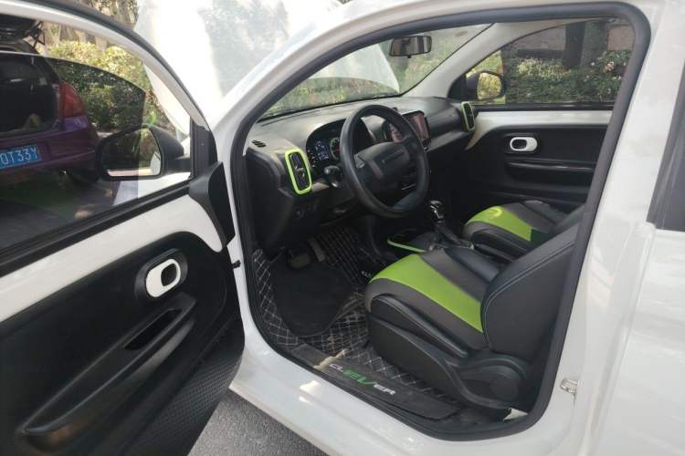 Used Roewe Clever 2021 302km All-Round Version Driver Seat