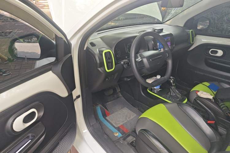 Used Roewe Clever 2021 302km Excellence Edition Driver Seat