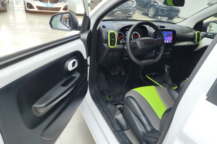 Used Roewe Clever 2021 302km All-Round Version Driver Seat