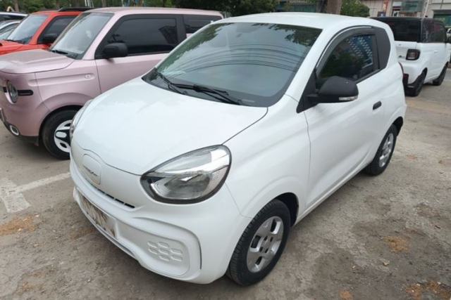Used Roewe Clever 2021 302 km New Four-Seater Super-Efficient Version