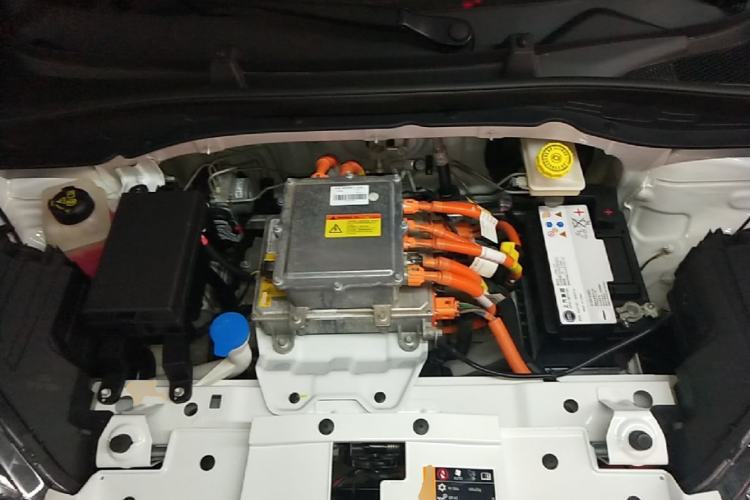 Used Roewe Clever 2021 302 km New Four-Seater Super-Efficient Version Engine Bay