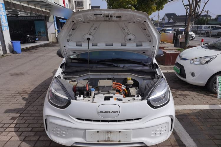 Used Roewe Clever 2021 302 km New Four-Seater Super-Efficient Version Engine Bay