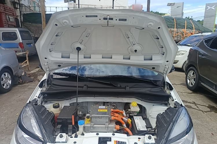 Used Roewe Clever 2021 302 km New Four-Seater Super-Efficient Version Engine Bay
