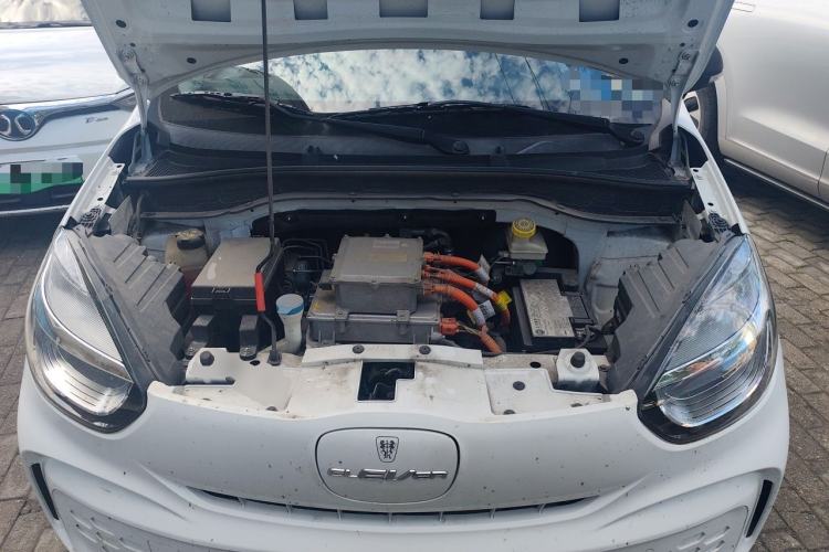 Used Roewe Clever 2021 302 km New Four-Seater Super-Efficient Version Engine Bay