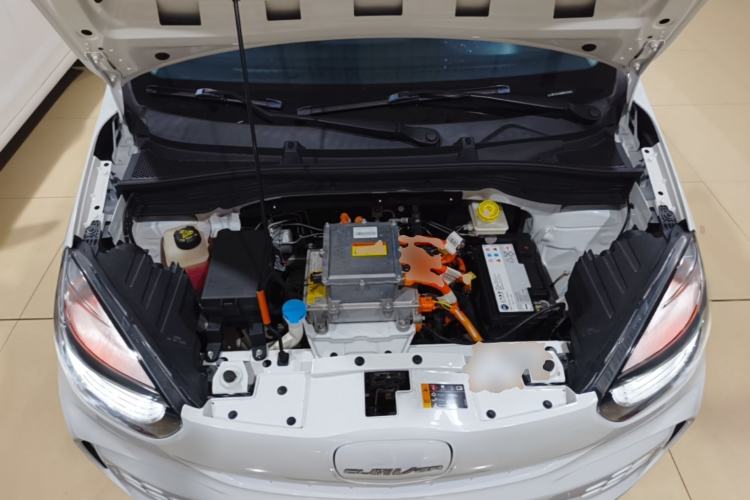 Used Roewe Clever 2021 302km All-Round Version Engine Bay
