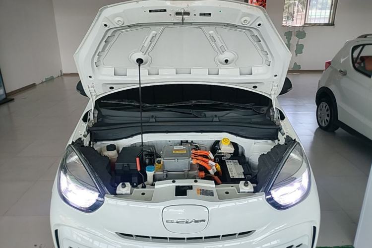 Used Roewe Clever 2021 302 km New Four-Seater Super-Efficient Version Engine Bay