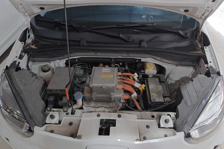 Used Roewe Clever 2021 302km All-Round Version Engine Bay