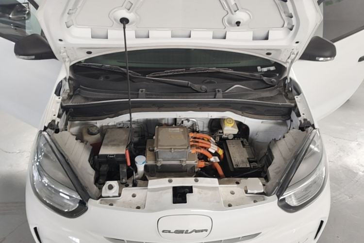 Used Roewe Clever 2021 302 km New Four-Seater Super-Efficient Version Engine Bay