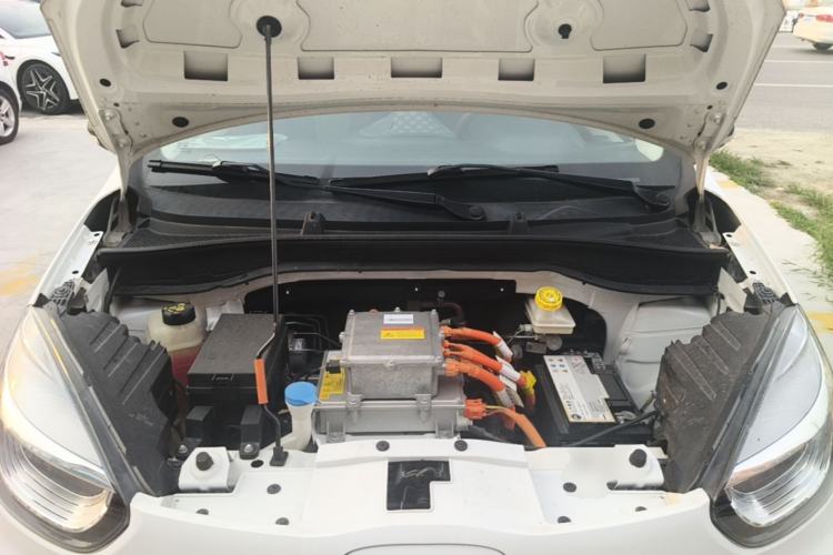 Used Roewe Clever 2021 302km All-Round Version Engine Bay